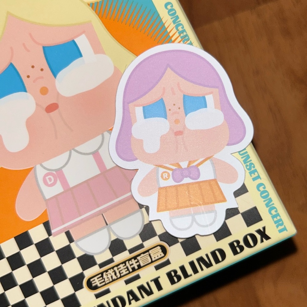 Brand New in (Open) Box CRYBABY Sunset Concert Series -Plush Pendant Blind Box - Picture 2 of 16